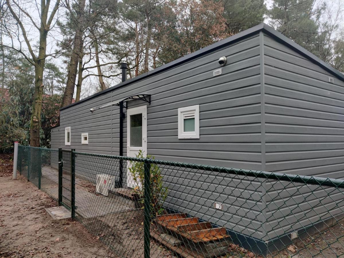 Вилла 2 -3 Persoons Chalet In Bosrijk Park Kempenbos-Duc De Brabant Diessen Экстерьер фото