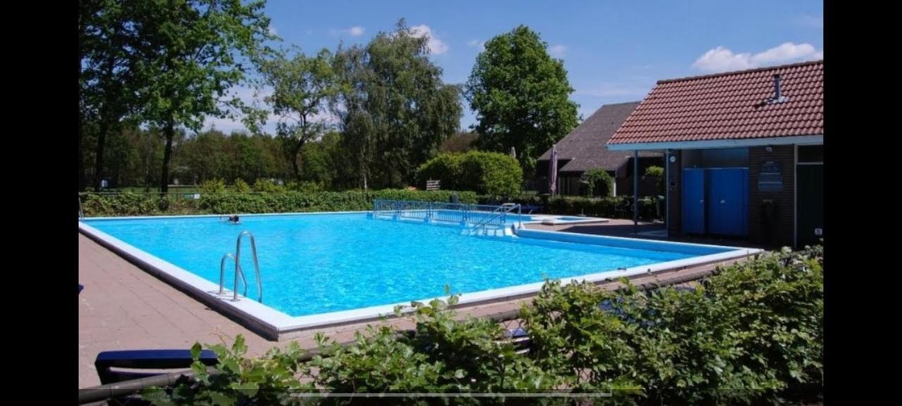 Вилла 2 -3 Persoons Chalet In Bosrijk Park Kempenbos-Duc De Brabant Diessen Экстерьер фото